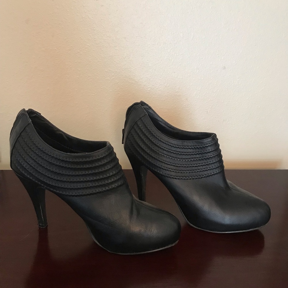 ELDITAS HEELS